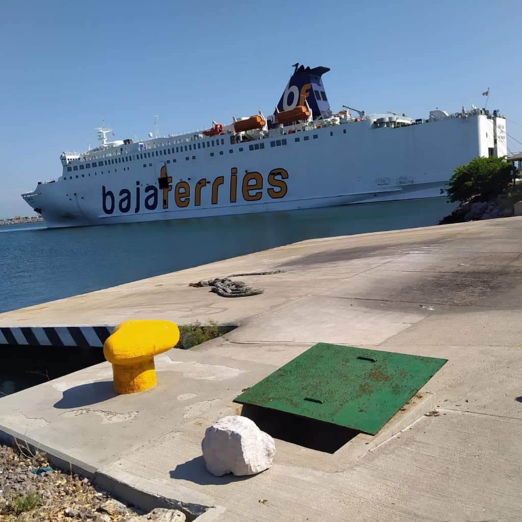 Ferry, Mazatlán-La paz